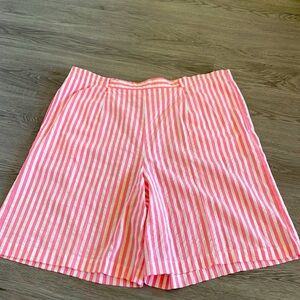 Vintage high waisted pink sear sucker shorts